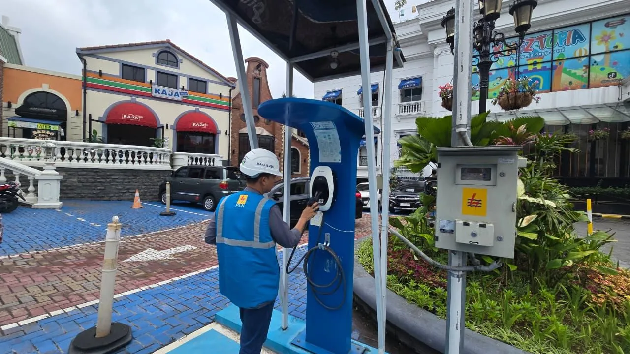 Mengenal SPKLU, Teknologi dan Cara Penggunaannya