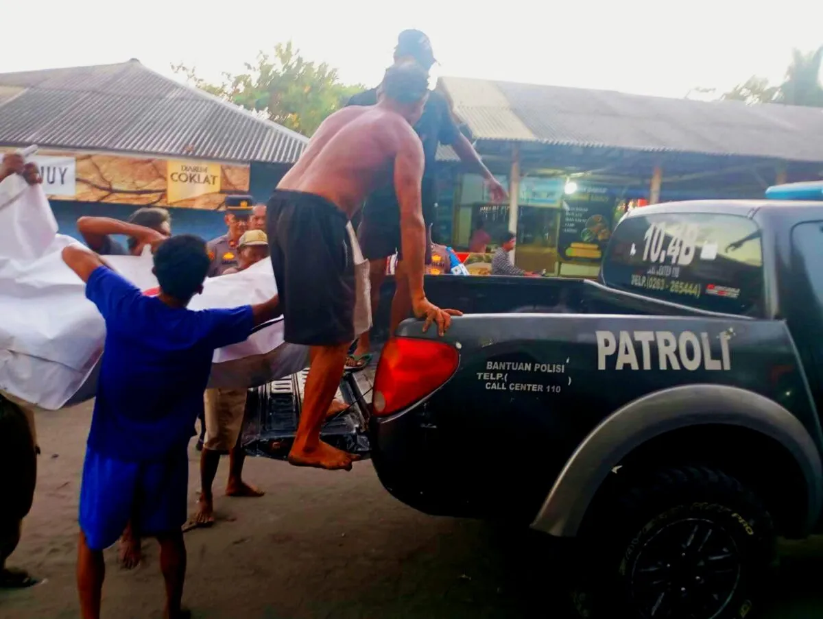 Terseret Ombak Saat Berenang, Pemuda Ditemukan Tewas di Pantai Apra Sindangbarang