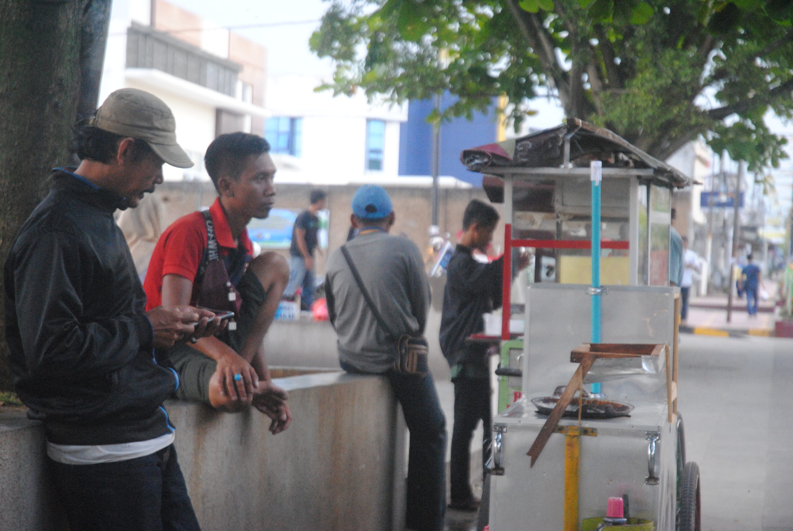 Harga Naik, Pedagang Kaki Lima di Cianjur Mengeluh Pendapatan Berkurang