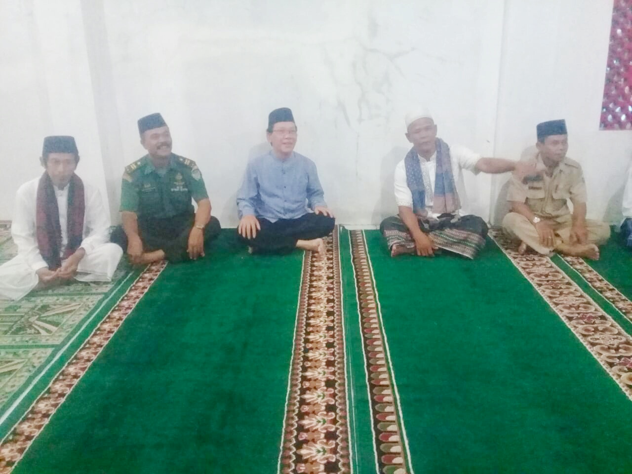 Aparatur Kecamatan Sukaluyu terus melaksanakan giat Ramadan untuk membangun ketentraman masyarakat.