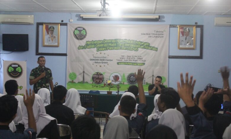 Green bersama Kodim 0608/Cianjur menggelar talkshow bertema "Wawasan Kebangsaan dan Lingkungan Hidup"