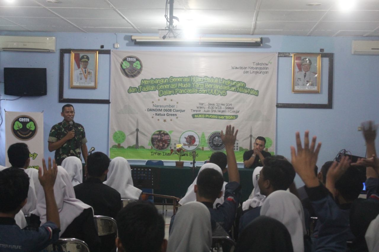 Green bersama Kodim 0608/Cianjur menggelar talkshow bertema "Wawasan Kebangsaan dan Lingkungan Hidup"