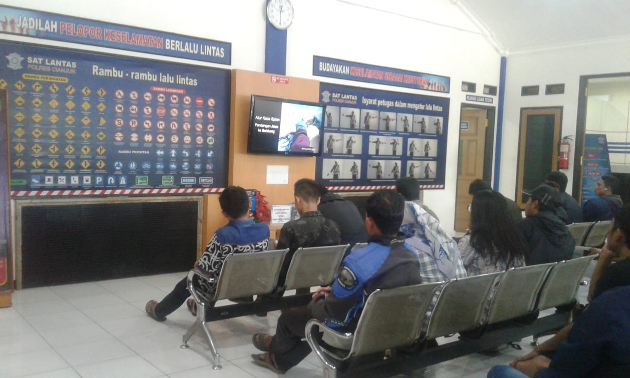 Lahir 1 Juli, 84 Warga Cianjur Bikin SIM Gratis