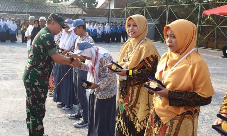 Dandim 0608 Apresiasi Siswa SMK Ar Rahmah