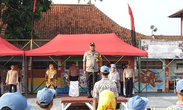 Kapolres Bangga pada SMK Ar Rahmah Karena Berprestasi Internasional