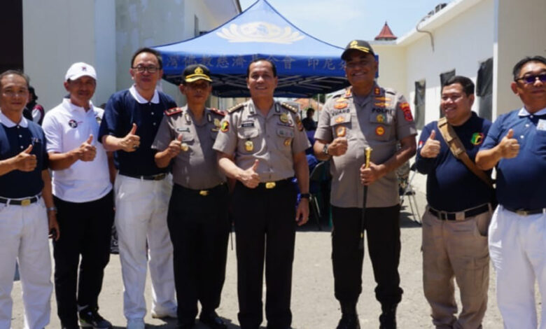 Polres Cianjur Gelar Baksos Pengobatan Gratis Bagi Warga Membutuhkan