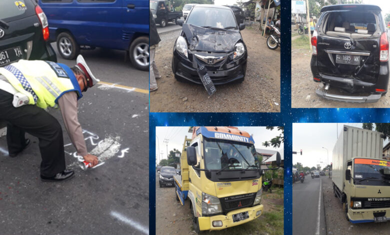 Sopir Ngantuk, Truk Tabrak Dua Mobil dan Boks di Karangtengah