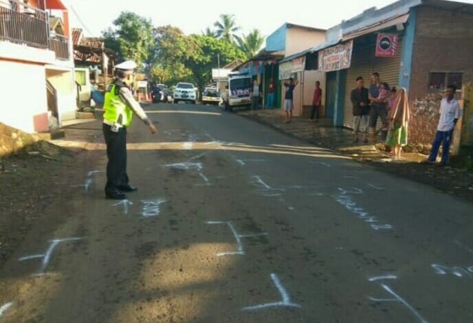 Nyalip Bus, Dua Remaja di Cibeber Tewas Dihantam Truk