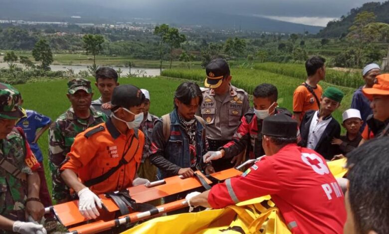 Muhammad Hilir, anak yang hilang dan hanyut di Sungai Cihurip Kecamatan Gekbrong ditemukan tewas di Sukabumi, Jumat (20/3/2020).