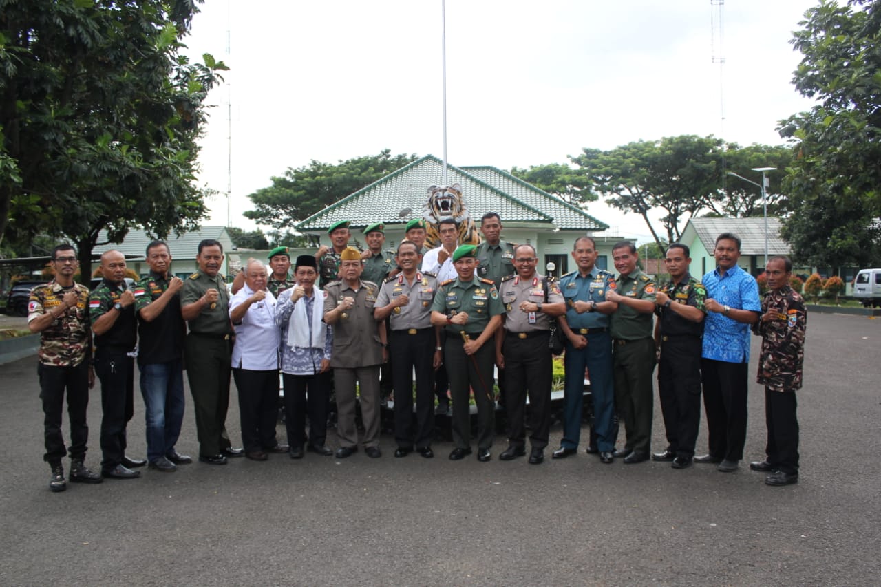 Siapkan Pilkada, Sekjen Wantanas Kunjungi Kodim 0608 Cianjur