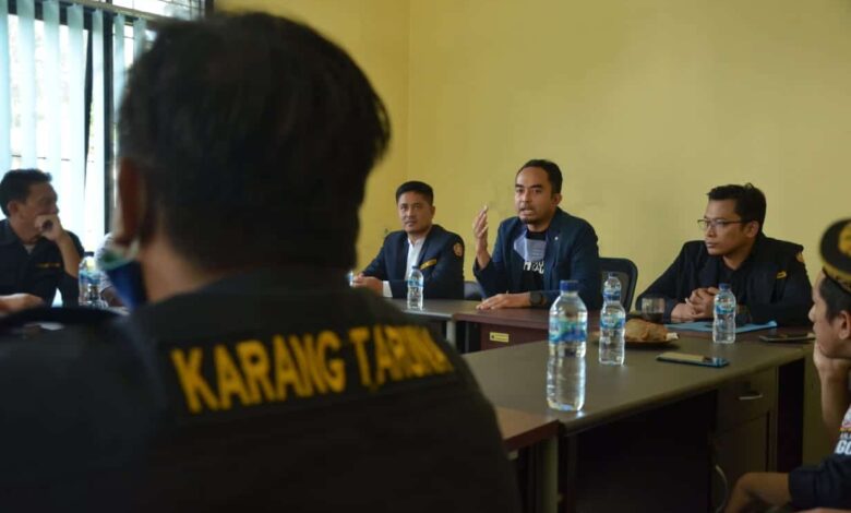 Karang Taruna Kabupaten Cianjur menggelar acara halal bihalal dengan seluruh Ketua Karang Taruna kecamatan se-Kab Cianjur, Sabtu (30/5/2020). Selain silaturahmi dan saling berbagai informasi tentang program Karang Taruna, dalam kesempatan tersebut juga diselenggarakan diskusi dengan Mayor (Purn) Kiki Setiawan