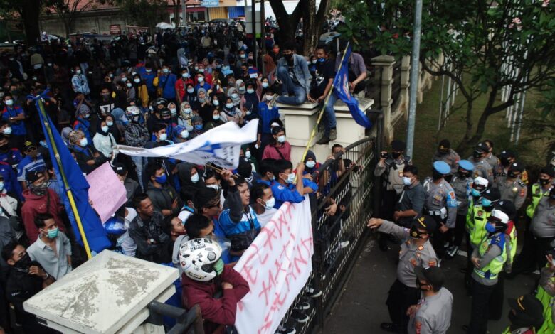 Sudah Berkerumun Tapi Masih Sehat, Warga Cianjur Tidak Takut Covid-19