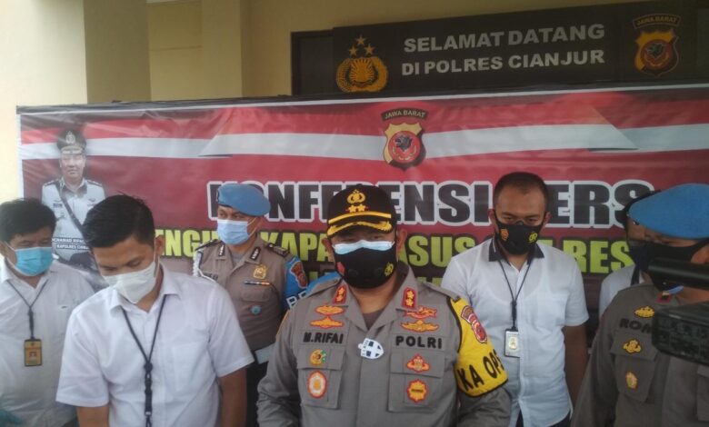 Perakit Bom Diciduk Polres Cianjur, Bisa Rakit Bom Karena Ikut Pelatihan