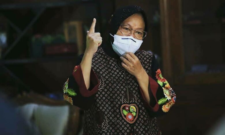 Hadiah Hari Ibu 2020, Sukses Pimpin Surabaya Kini Tri Rismaharini jadi Menteri Sosial