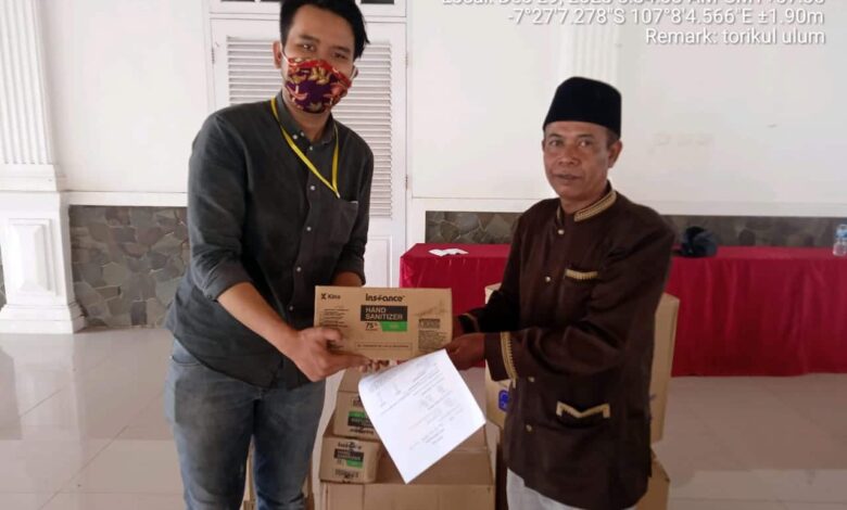 HIMPEC Distribusikan Alkes pada 300 Lebih Pesantren se-Kabupaten Cianjur