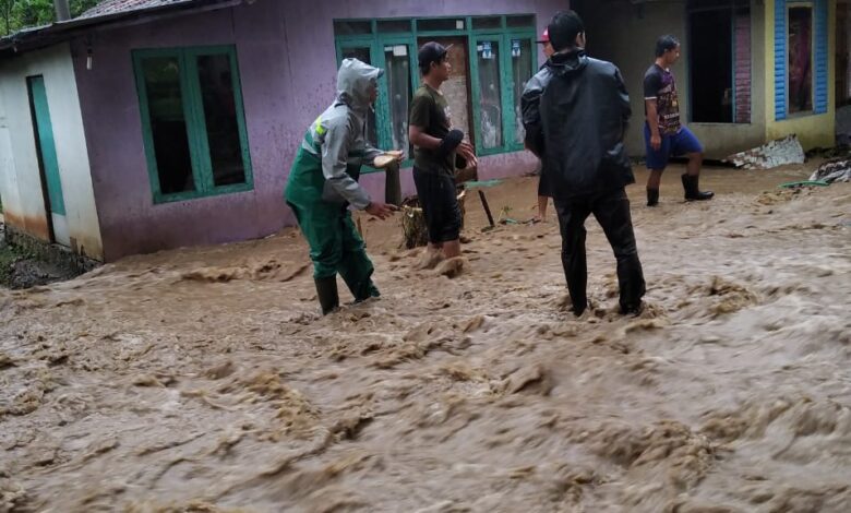 Banjir Naringgul Cianjur selatan