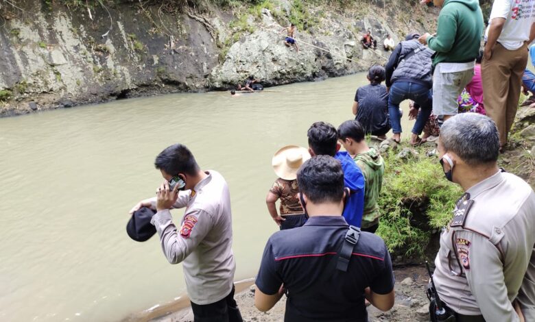 Remaja hanyut Sukaluyu