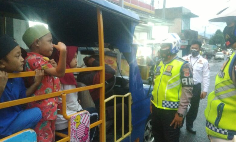 Kendaraan Wara-wiri Dilarang Beroperasi di Jalan Protokol, Dishub Cianjur Gencar Lakukan Razia!