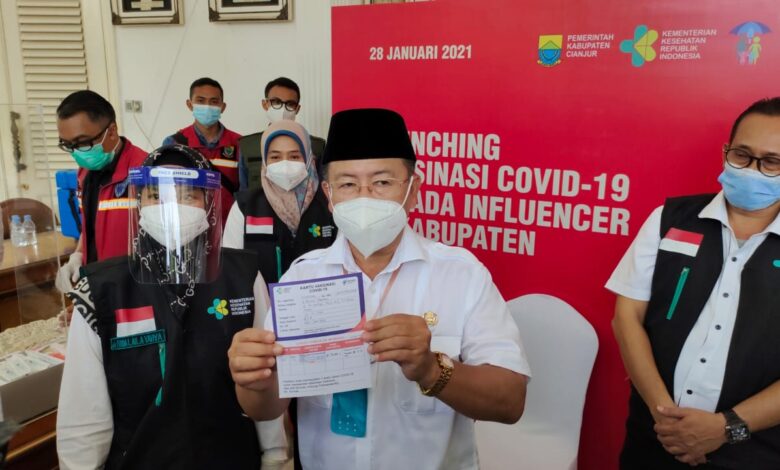 Cianjur Gelar Vaksinasi Covid-19 Tahap Pertama, Herman: Saya Sehat dan Tidak Merasakan Apa-apa