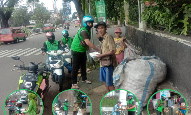 Wujudkan Program Sedekah 50 Persen Hasil Profit, Ngojeg Bagikan Nasi Kotak pada Warga Kurang Mampu