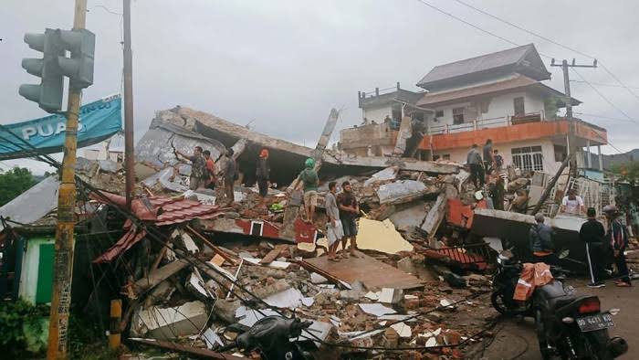 BNPB: Korban Meninggal Gempa di Sulawesi Barat Ada 43 Orang dan 269 Lainnya Luka-luka