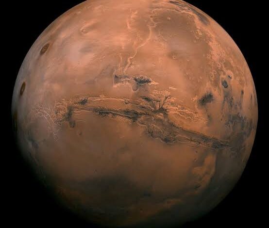 Pagi Ini, Planet Mars dan Uranus Akan Terlihat Berdekatan