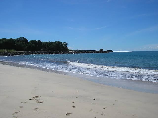 BMKG: Pesisir Pantai Selatan Jawa Barat Berpotensi Tsunami Tinggi