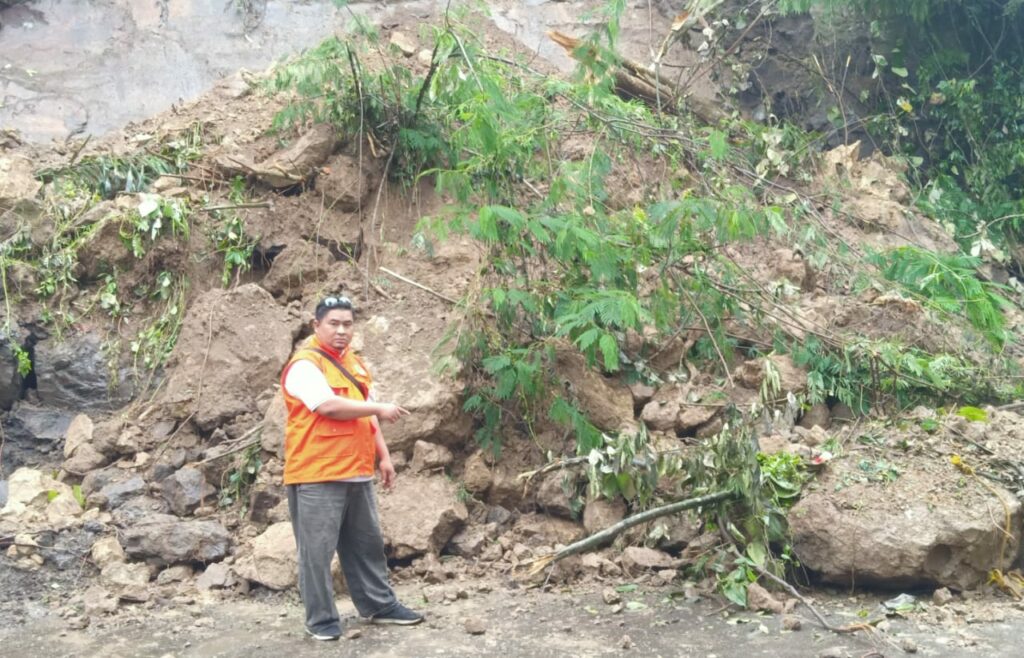 Waspada! Longsor Susulan Kembali Terjadi di Jalan Lama Haurwangi