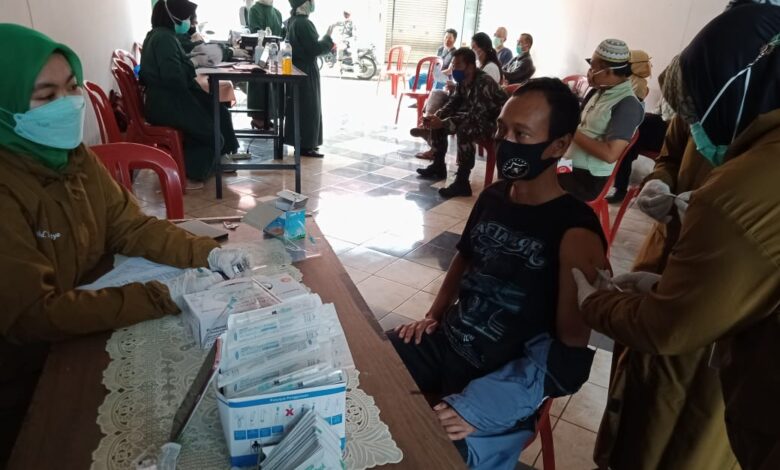 Kebut Herd Immunity, 500 Pedagang dan Pengurus Pasar Induk Cianjur Ikut Vaksinasi Covid-19