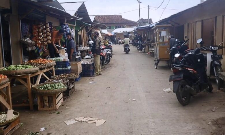 Warga Minta Pengelola Pasar Tertibkan Pedagang yang Masih "Ngeyel" Agar Pindah ke Kios Darurat