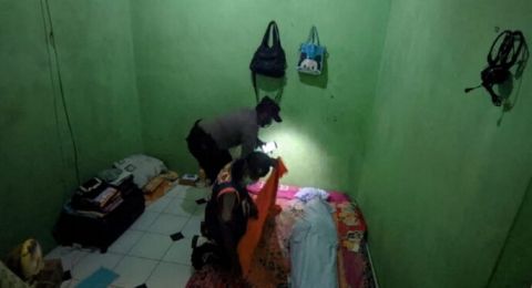 Terkendala Biaya, Jenazah Indah yang Sempat Disimpan di Kamar Kontrakan Akhirnya Dimakamkan