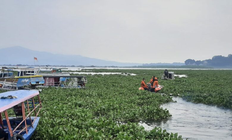 Pencarian Hari Ketiga, Pria yang Terjun ke Sungai Cianjur Masih Belum Ditemukan