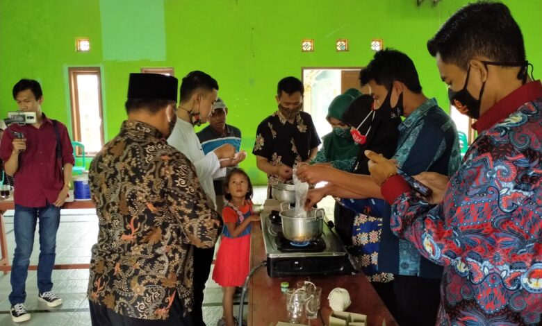 BEM FKIP Unsur Gelar Program Bakti Desa 2021 di Wilayah Cianjur Selatan