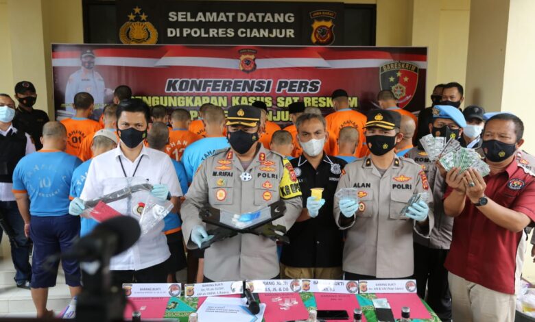 Operasi Pekat Lodaya 2021, Polres Cianjur Amankan Ratusan Miras Ilegal