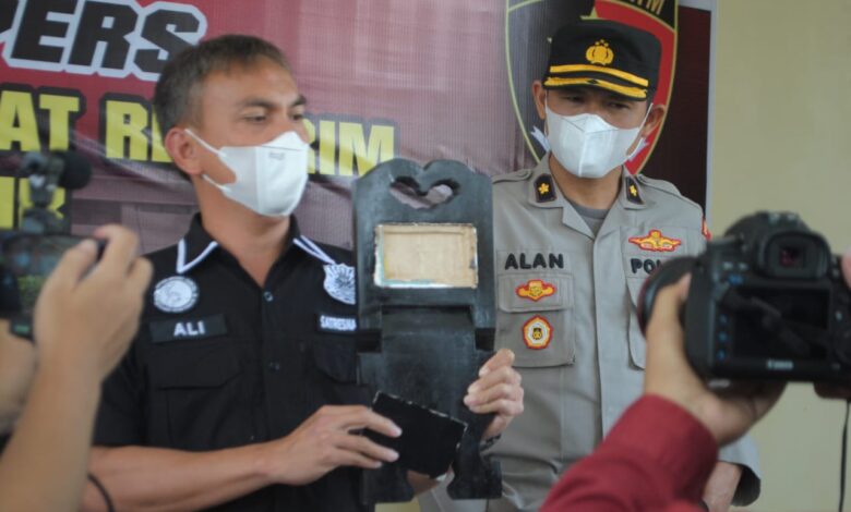 Dua Kurir Narkoba Nekad Selundupkan Sabu ke Lapas Cianjur Menggunakan Rehal Al-Quran