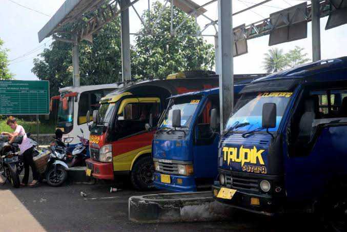 Dijaga Ketat, Travel Gelap di Cianjur Tetap Nekad Beroperasi