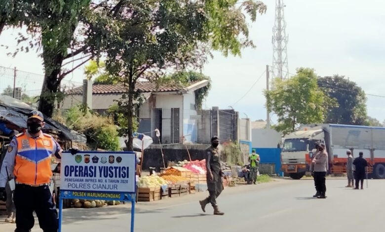 Mulai tanggal 6 sampai 17 Mei 2021, bus tanpa stiker khusus akan diputar balik selama larangan mudik