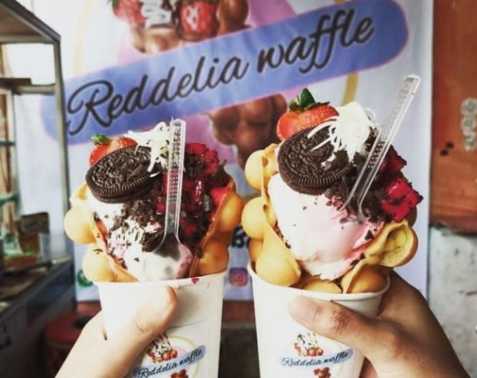 Cobain Yuk, Dessert Manis Super Unyu di Reddelia Waffle