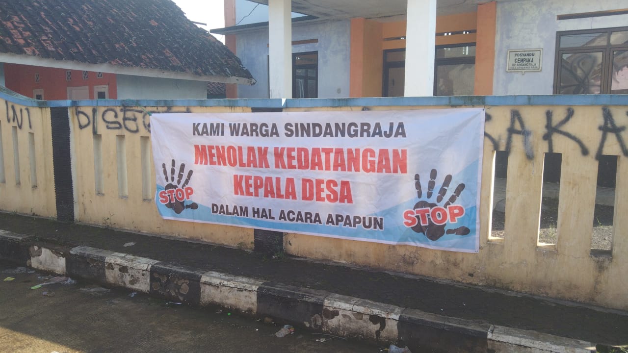 Ketua Karang Taruna Desa Sindangraja, Baci.