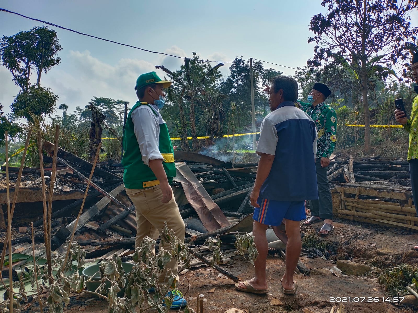 Baznas Serahkan Bantuan umtuk Korban Kebakaran di Pagelaran