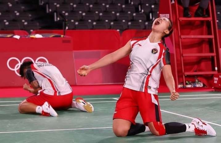 Pride! Anthony dan Greysia/Apriyani Cetak Sejarah Baru Bulutangkis Indonesia di Olimpiade