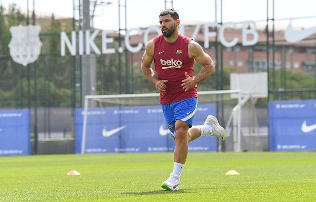 Cedera Betis, Sergio Aguero Akan Absen 10 Minggu