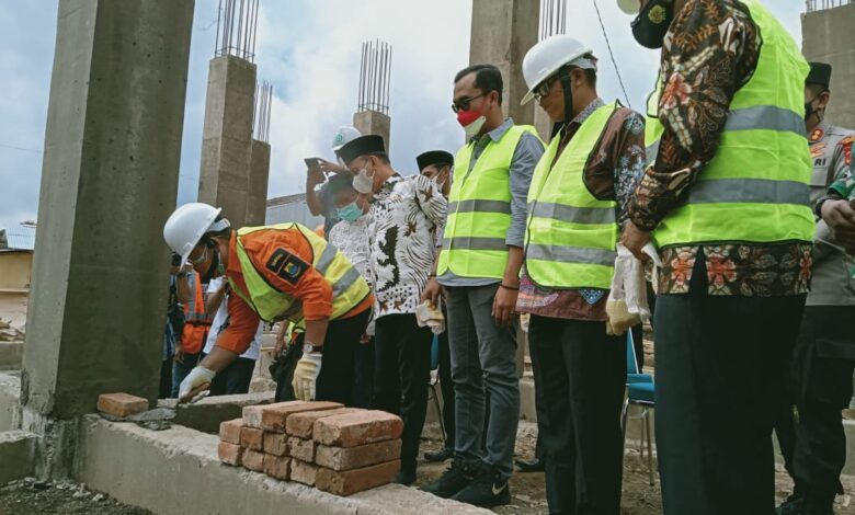 Diah Pitaloka dan Forkopimda Gelar Peletakan Batu Pertama Pembangunan Asrama MAN 2 Cianjur