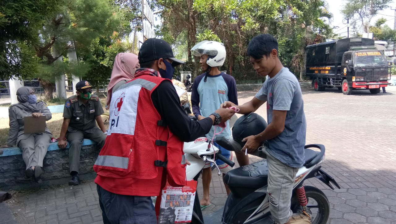 HUT PMI ke-76, Berikan Pelayanan kepada Masyarakat dalam Berbagai Kegiatan Kemanusiaan.