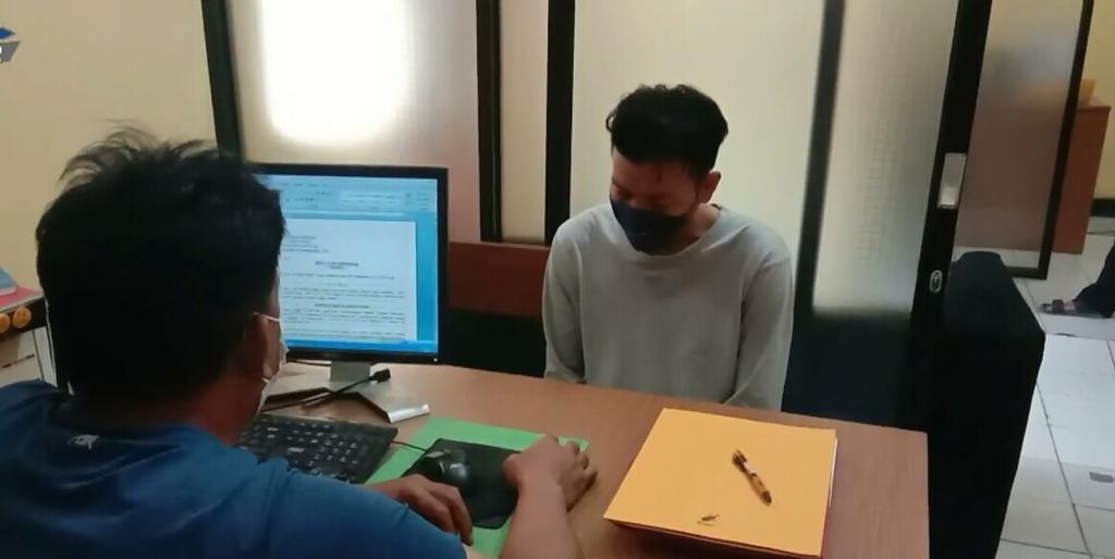 Dendam Diselingkuhi, Polisi Gadungan di Cianjur Lakukan Pemerasan hingga Puluhan Juta