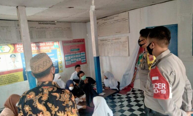 Polsek Takokak Gelar Vaksinasi Covid-19 bagi Pelajar dan Masyarakat Umum