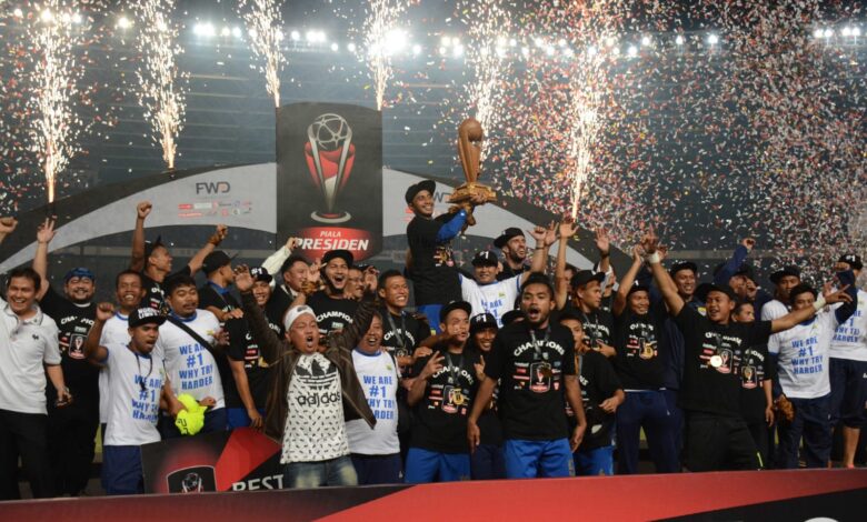 Throwback! Mengenang Enam Tahun Jupe dan Konate Bawa Persib Juara Piala Presiden