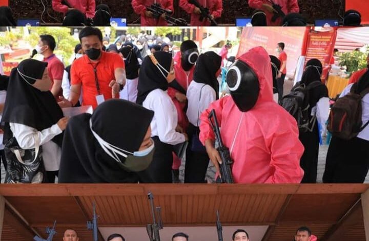 Viral! Tes SKD CPNS Kemenkumham Jatim Dikawal Pasukan Pink Squid Game