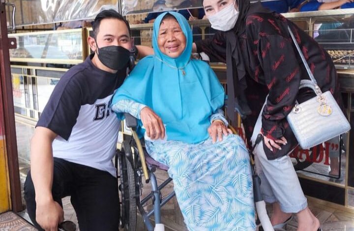 Prihatin Nasib Ibu Trimah, Crazy Rich Malang Langsung Meluncur ke Griya Lansia