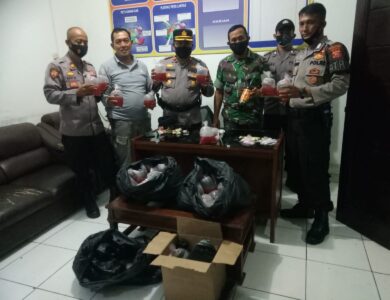 Tim Gabungan Polsek Cilaku Amankan Ratusan Butir Obat Daftar G dan Miras Oplosan